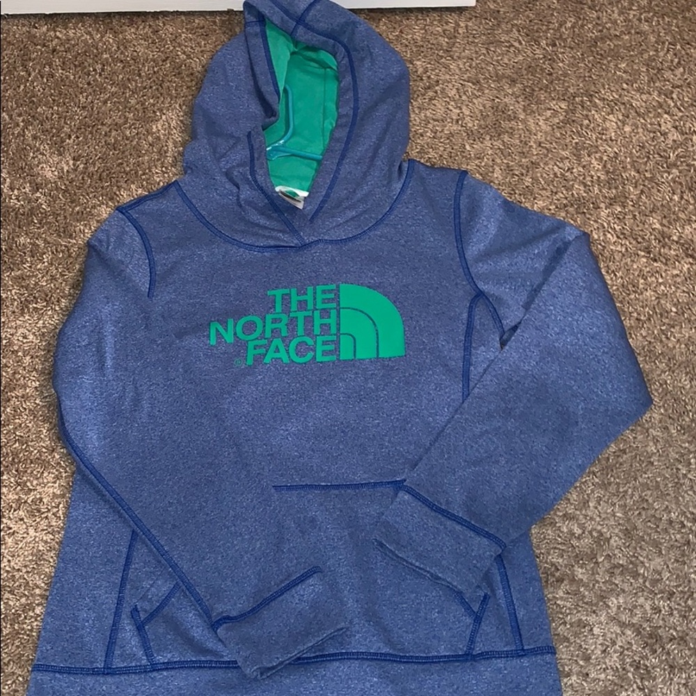 Women’s north face hoodie